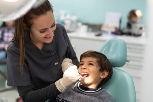 Best Emergency Tooth Extraction in Graymoor Devondale, KY